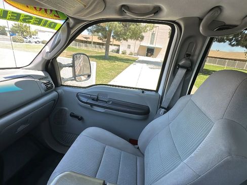 Used 2007 Ford F250 Lariat RWD image 15