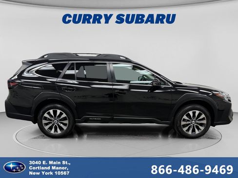 Used 2023 Subaru Outback Limited AWD/4WD image 6