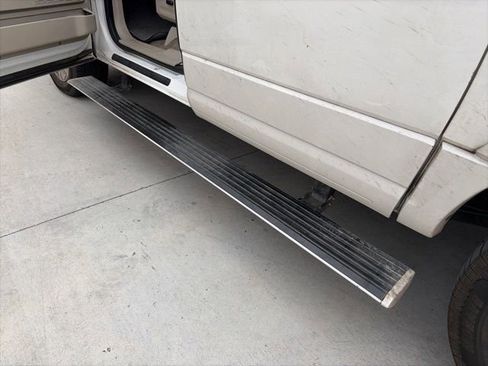 Used 2013 Ford Expedition EL Limited image 18