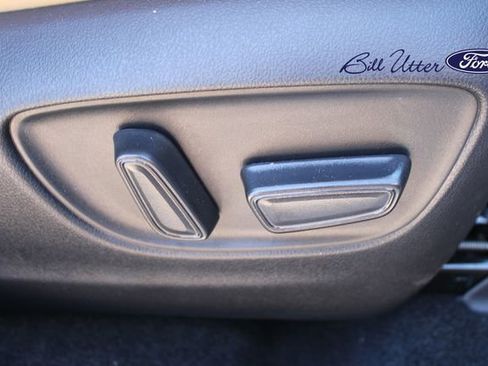 Used 2025 Toyota RAV4 Limited FWD image 12