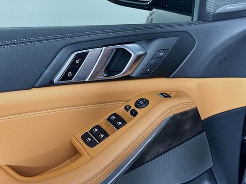 Used 2024 BMW X5 sDrive40i w/ M Sport Package image 18