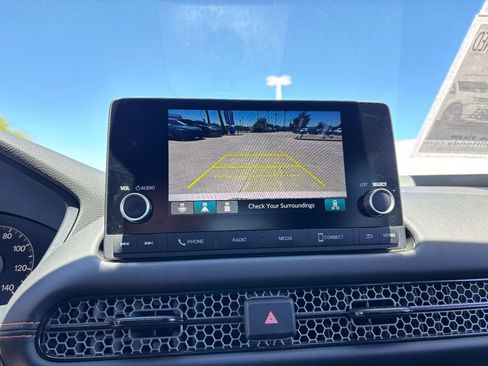 Certified 2025 Honda HR-V Sport image 21