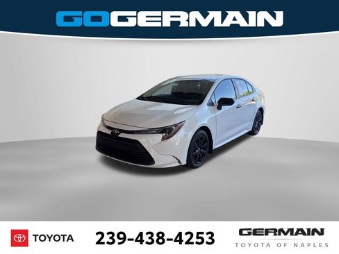 Used 2025 Toyota Corolla LE image 1