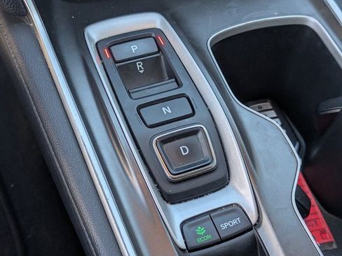 Used 2019 Honda Accord Touring image 13