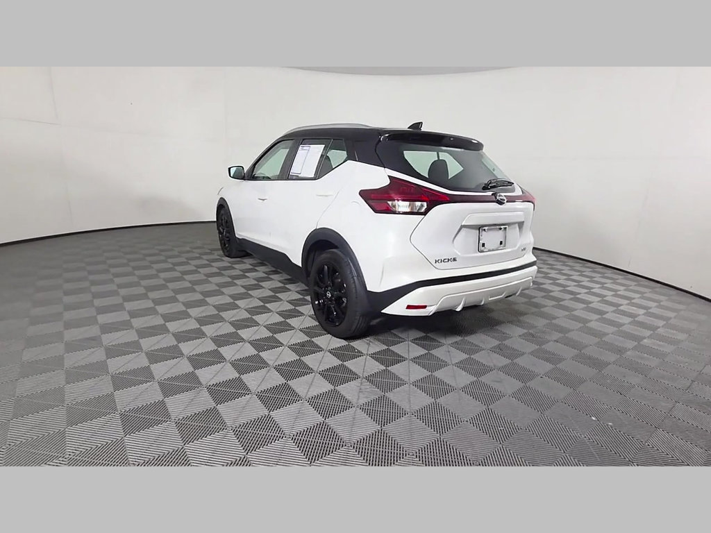 Used 2022 Nissan Kicks SV FWD image 41