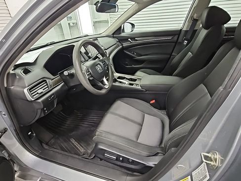 Used 2020 Honda Accord EX image 11