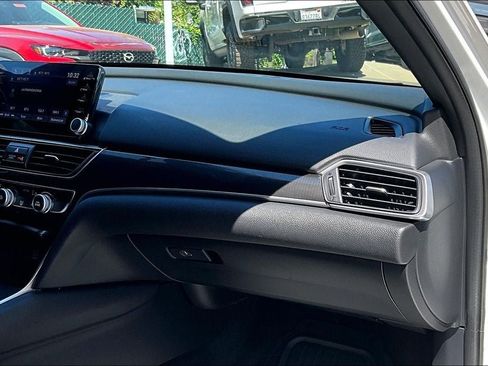 Used 2022 Honda Accord Sport image 16