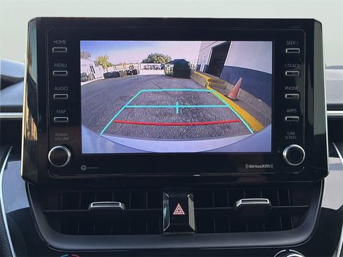 Used 2020 Toyota Corolla SE image 18