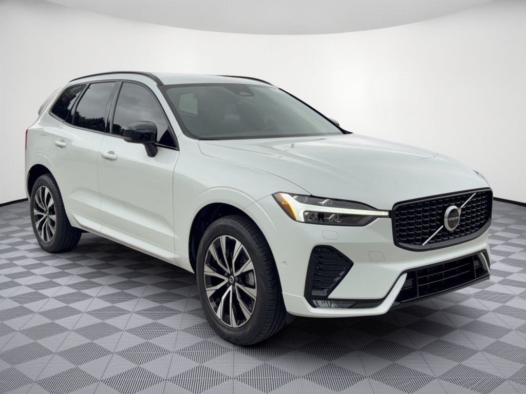 Used 2025 Volvo XC60 B5 Plus w/ Protection Package Premier AWD/4WD image 7