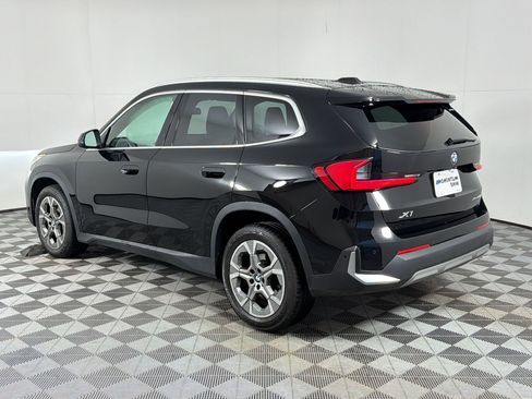 Used 2023 BMW X1 xDrive28i AWD/4WD image 3