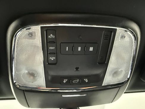 Used 2021 Jeep Grand Cherokee Limited w/ Quick Order Package 28K 80th AWD/4WD image 37