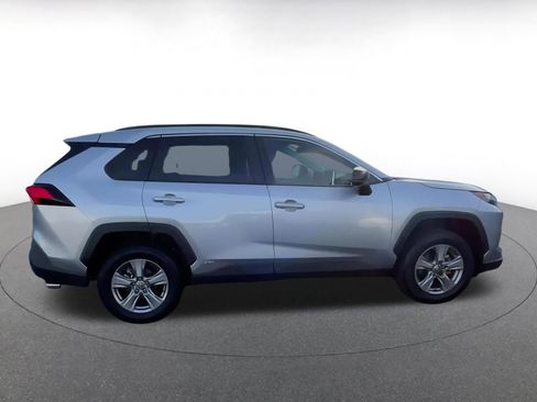 Used 2025 Toyota RAV4 LE image 16