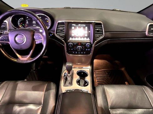 Used 2017 Jeep Grand Cherokee Limited AWD/4WD image 7