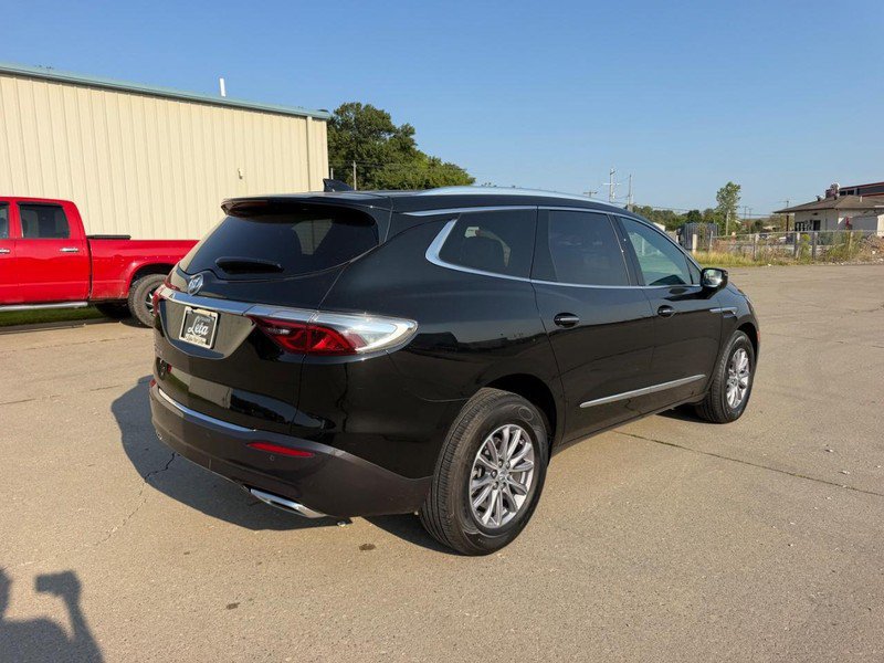 Used 2023 Buick Enclave Essence w/ LPO, Floor Liner Package AWD/4WD image 4