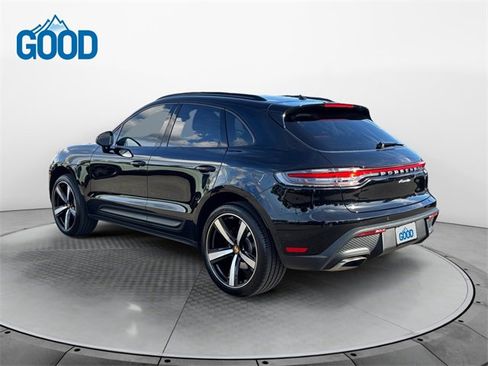 Used 2022 Porsche Macan image 3