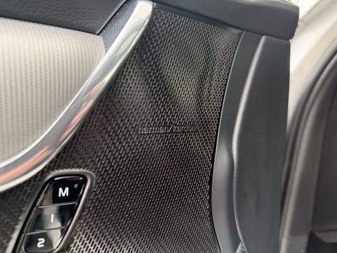 Used 2020 Volvo S90 T8 Inscription w/ Advanced Package image 21