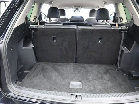 Used 2024 Volkswagen Atlas SE image 11