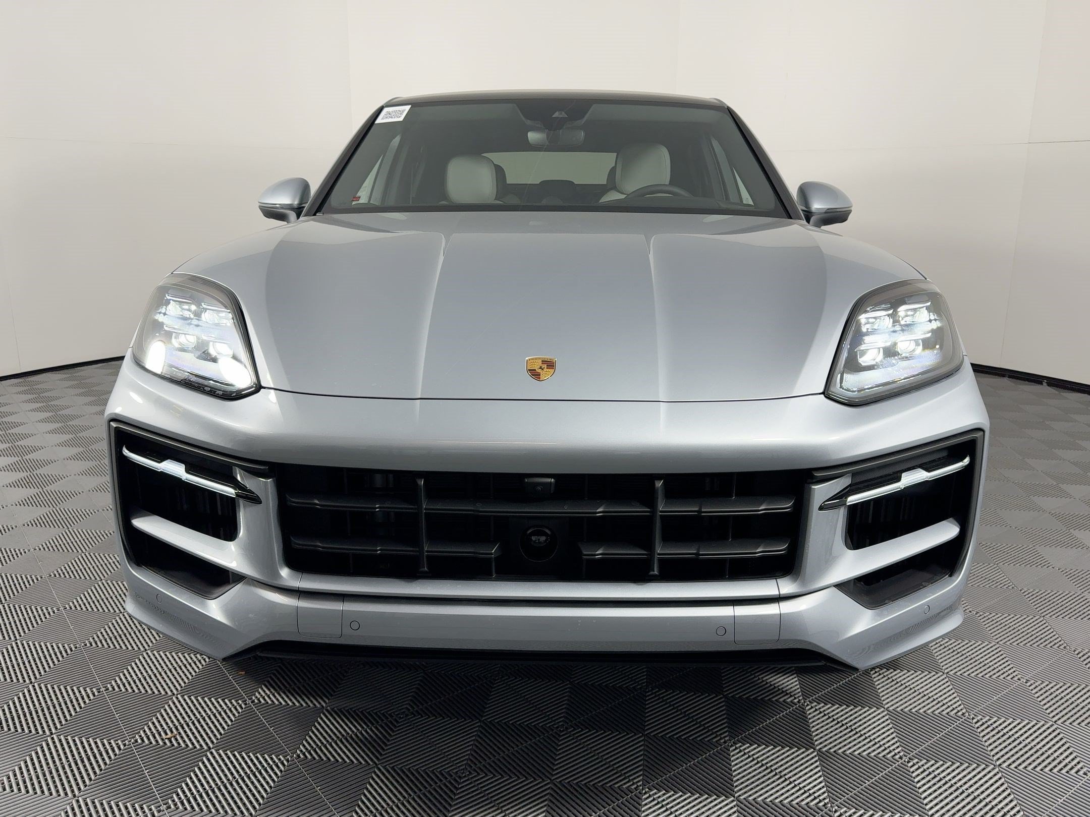 Certified 2026 Porsche Cayenne Coupe AWD/4WD image 6