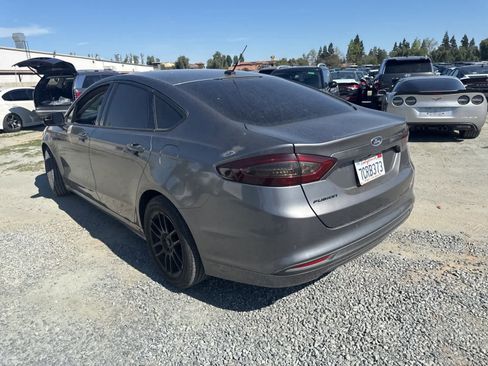 Used 2014 Ford Fusion SE w/ Equipment Group 202A image 7