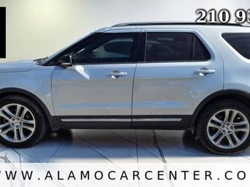 Used 2016 Ford Explorer XLT w/ Equipment Group 202A FWD image 3