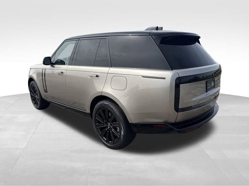New 2025 Land Rover Range Rover SE image 3