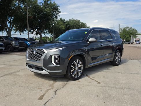 Used 2022 Hyundai Palisade Limited FWD image 4