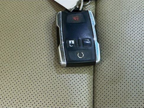 Used 2018 GMC Sierra 1500 SLT w/ Texas SLT Premium Package image 34