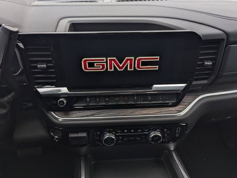 New 2026 GMC Sierra 2500 SLT w/ SLT Premium Package image 25