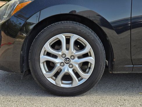 Used 2018 Toyota Yaris iA FWD image 28