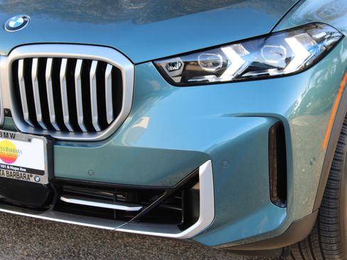 Used 2026 BMW X5 xDrive40i w/ Premium Package image 12