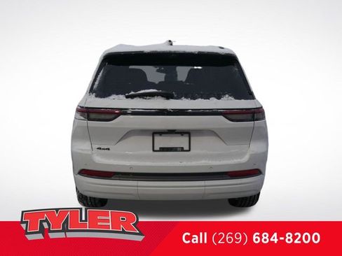 New 2026 Jeep Grand Cherokee Limited AWD/4WD image 7