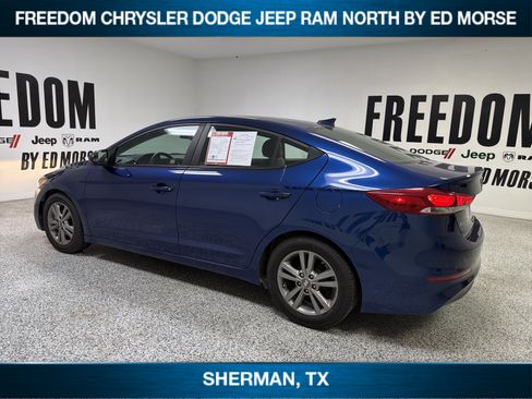 Used 2017 Hyundai Elantra SE FWD image 6