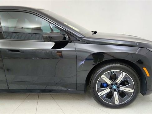 Used 2024 BMW iX xDrive50 w/ Sport Package image 7