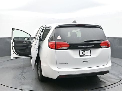 New 2026 Chrysler Voyager LX FWD image 64