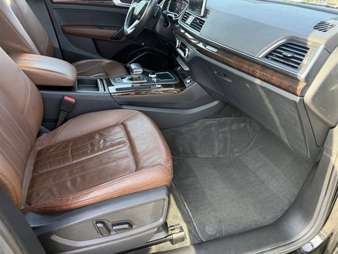 Used 2018 Audi Q5 2.0T Premium Plus w/ Premium Plus Package image 45