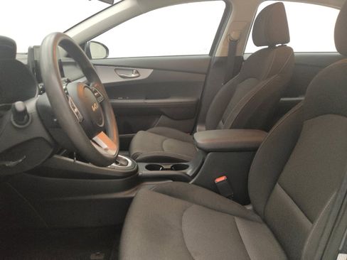 Used 2024 Kia Forte LXS FWD image 17