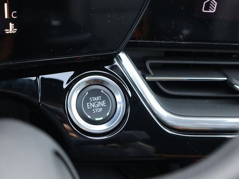 New 2026 Chevrolet Trax RS image 12