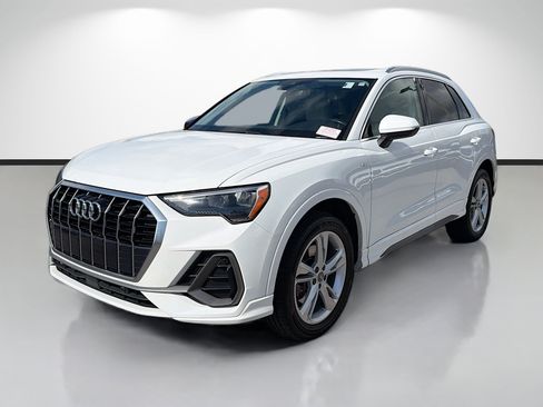 Used 2020 Audi Q3 2.0T Premium AWD/4WD image 7