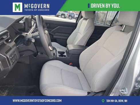 Used 2025 Toyota 4Runner SR5 image 12