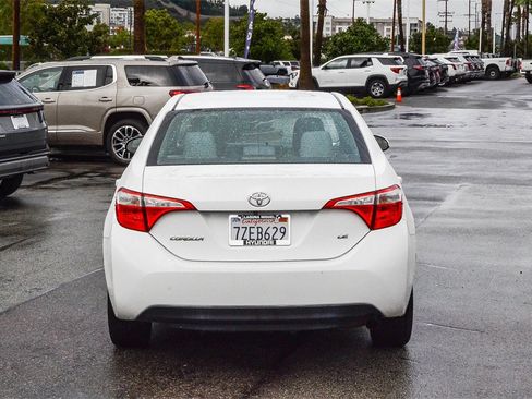 Used 2015 Toyota Corolla LE image 5