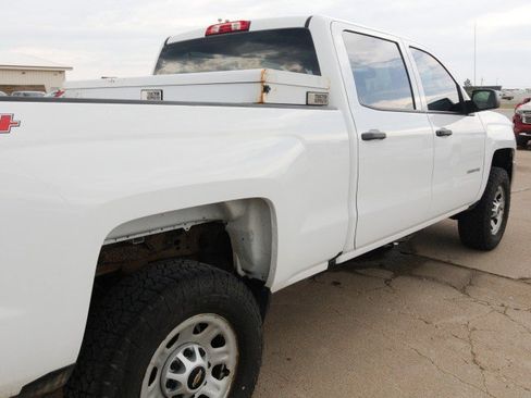 Used 2016 Chevrolet Silverado 2500 W/T AWD/4WD image 10