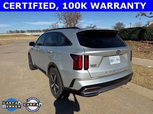 Used 2021 Kia Sorento EX image 5