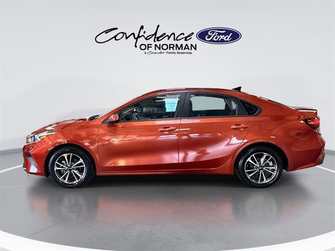 Used 2023 Kia Forte LXS image 5