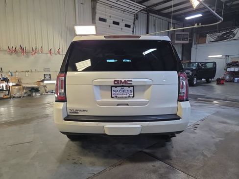 Used 2015 GMC Yukon SLT w/ Open Road Package AWD/4WD image 4