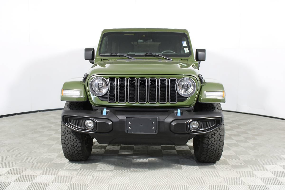 Used 2024 Jeep Wrangler Unlimited AWD/4WD image 23