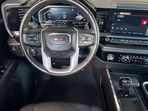 Used 2023 GMC Sierra 1500 SLT w/ SLT Premium Package AWD/4WD image 16