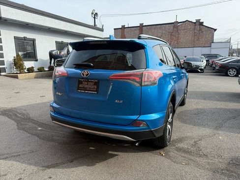 Used 2016 Toyota RAV4 XLE image 3