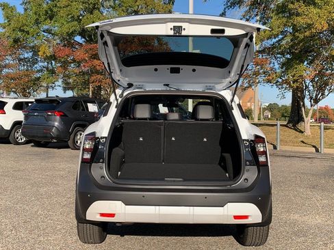 New 2026 Nissan Kicks SR image 5