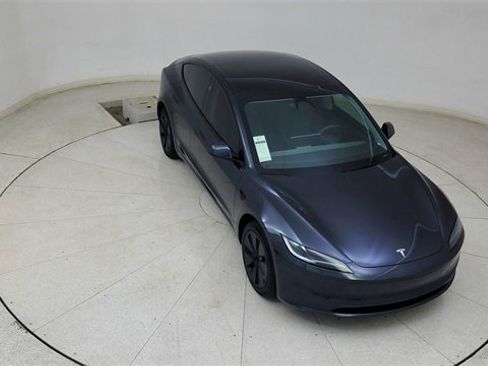 Used 2025 Tesla Model 3 Long Range image 76