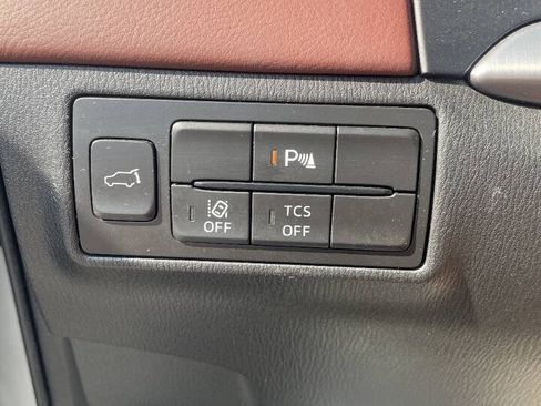 Used 2018 MAZDA CX-9 Signature AWD/4WD image 26